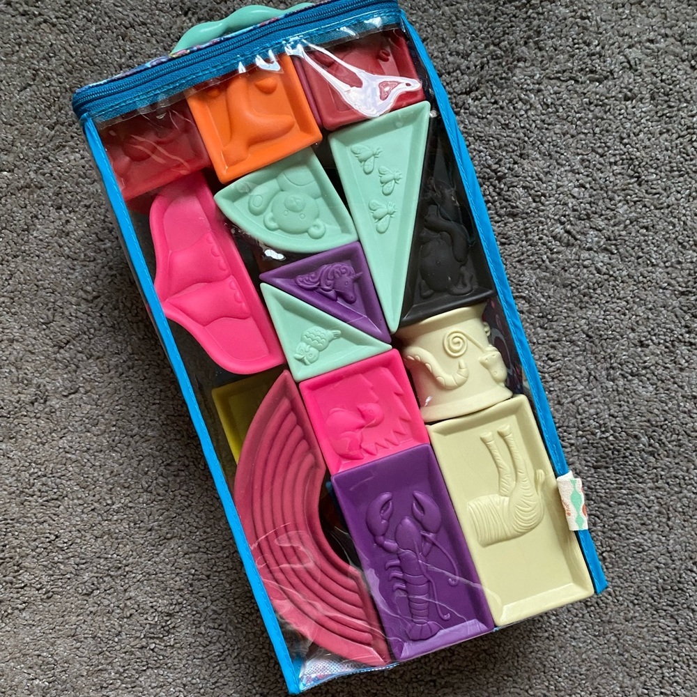 Squeeze building blocks